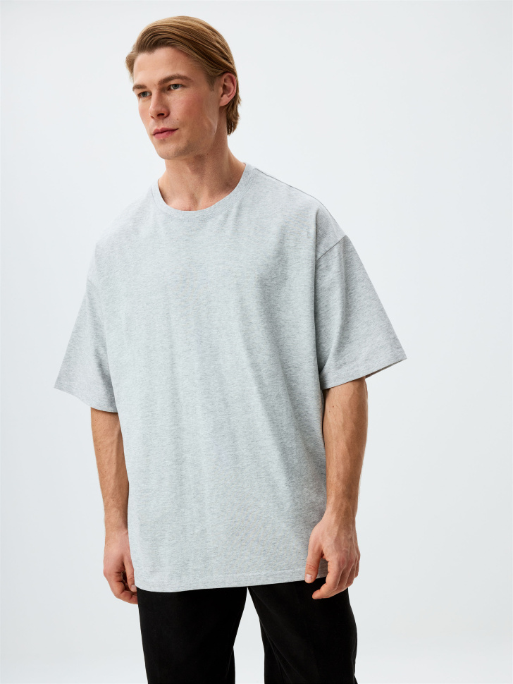 

Футболка MAX OVERSIZE FIT базовая
