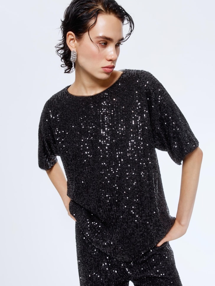 футболка оверсайз с пайетками 4680798749907 в интернет магазине