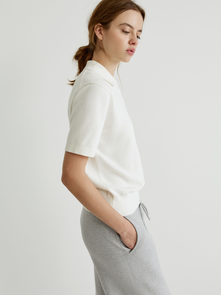 вязаный джемпер с воротником поло 4610517277534 со скидкой