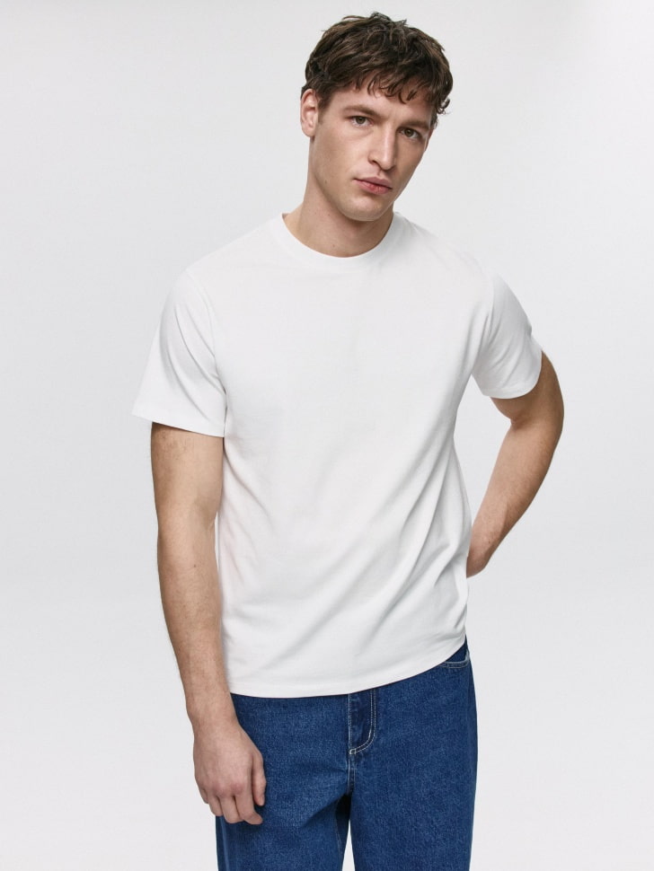 

Приталенная футболка ADAM SLIM FIT