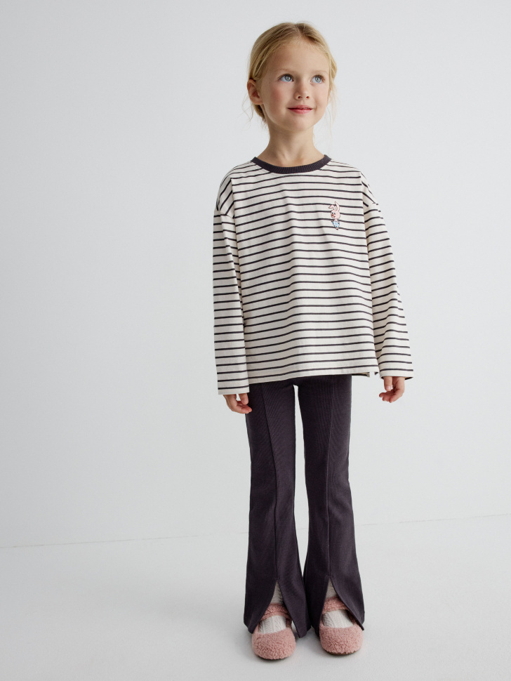 лонгслив с вышивкой для девочек из коллекции  x союзмультфильм от бренда sela вид слева