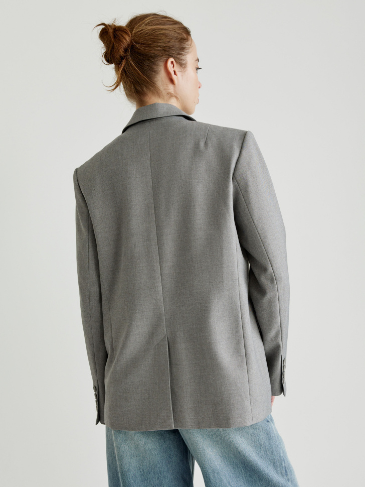 однобортный жакет из костюмной ткани из россии вид сбоку