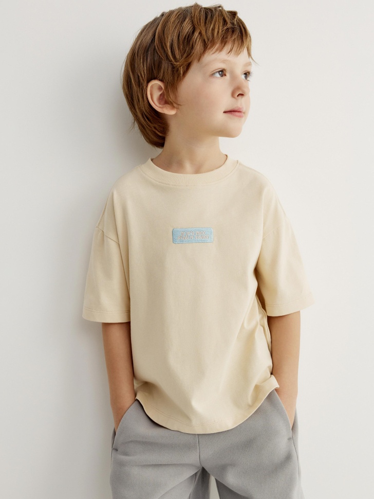 Футболка оверсайз с вышивкой для мальчиков 799₽