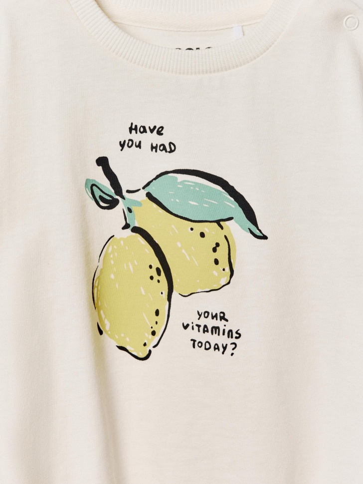 трикотажное боди с принтом для малышей от бренда sela вид слева