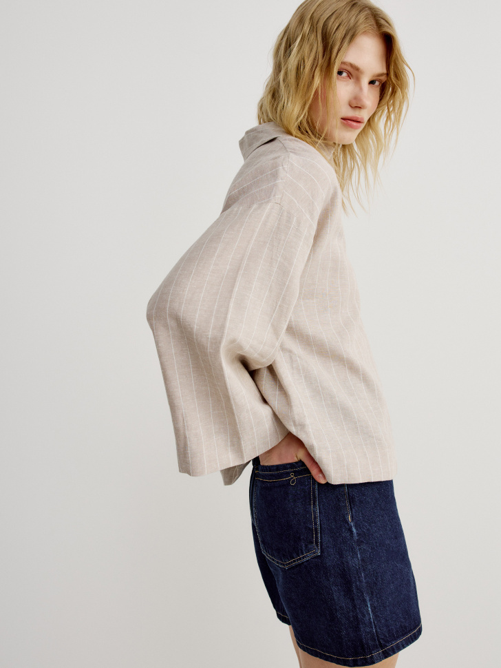 блуза оверсайз в полоску из смесового льна из россии вид сбоку