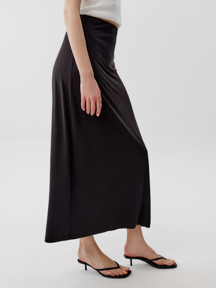 юбка миди из смесовой вискозы по цене 2599 руб вид справа