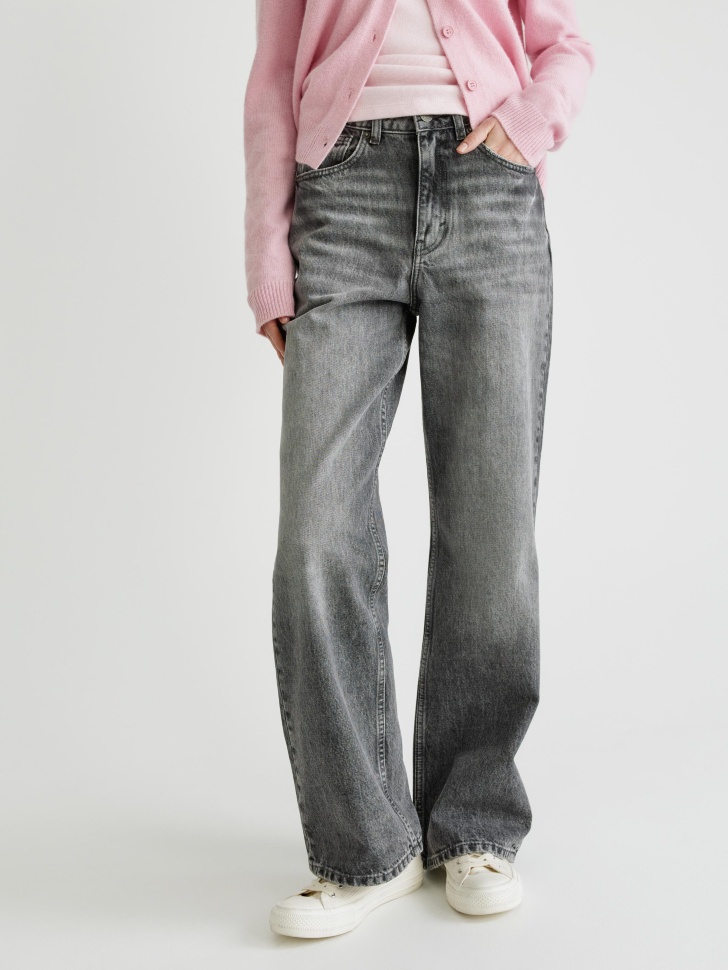 джинсы 411 wide leg из органического хлопка от бренда sela вид слева