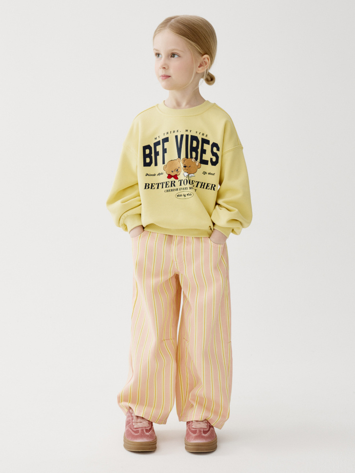 Джинсы О-силуэта в полоску для девочек 1999₽