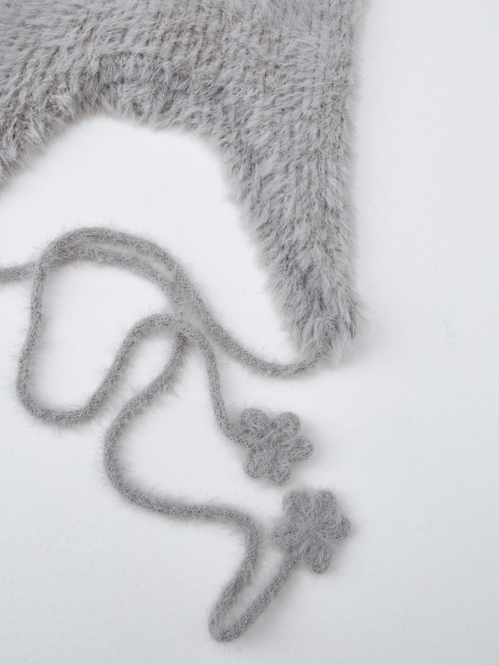 Шапка-чепчик с ушками для девочек. Фото №4