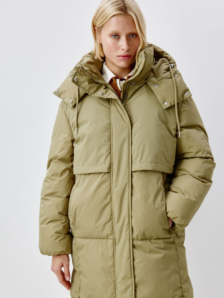 стеганое пальто с капюшоном 4610517072979 с промокодом