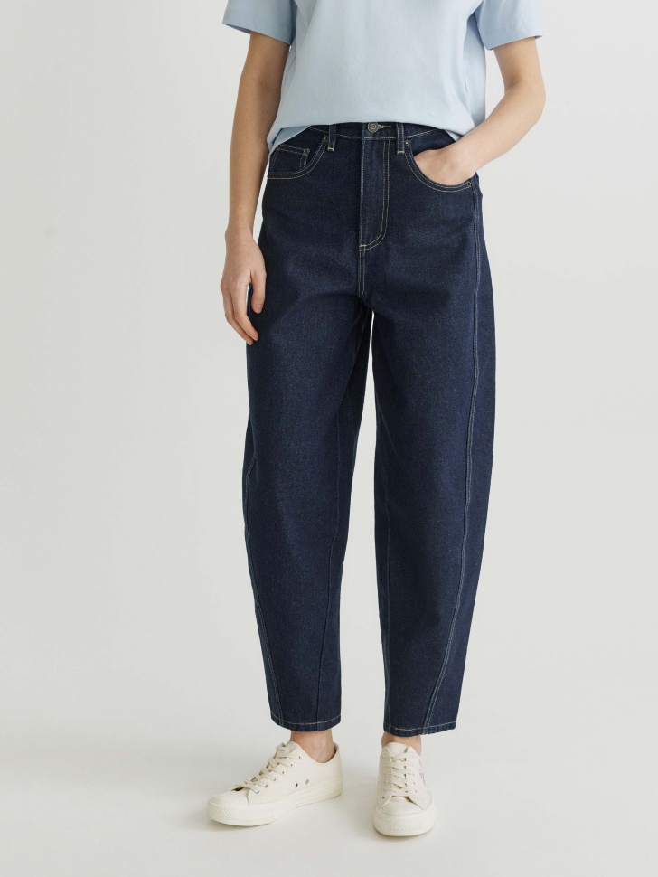 укороченные джинсы banana от бренда sela вид слева