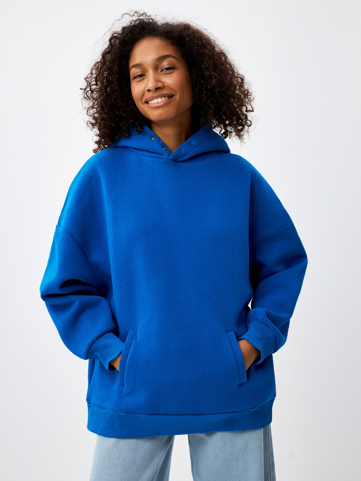 

Худи с капюшоном на кнопках