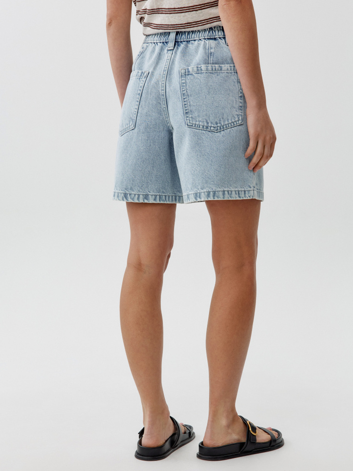 джинсовые шорты багги на резинке по цене 2599 руб вид справа