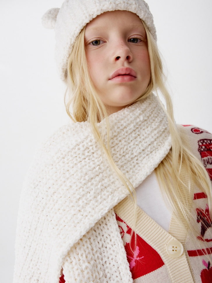 вязаный шарф из синели для девочек 4680798689470 по акции