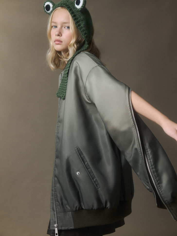 

Бомбер оверсайз для девочек