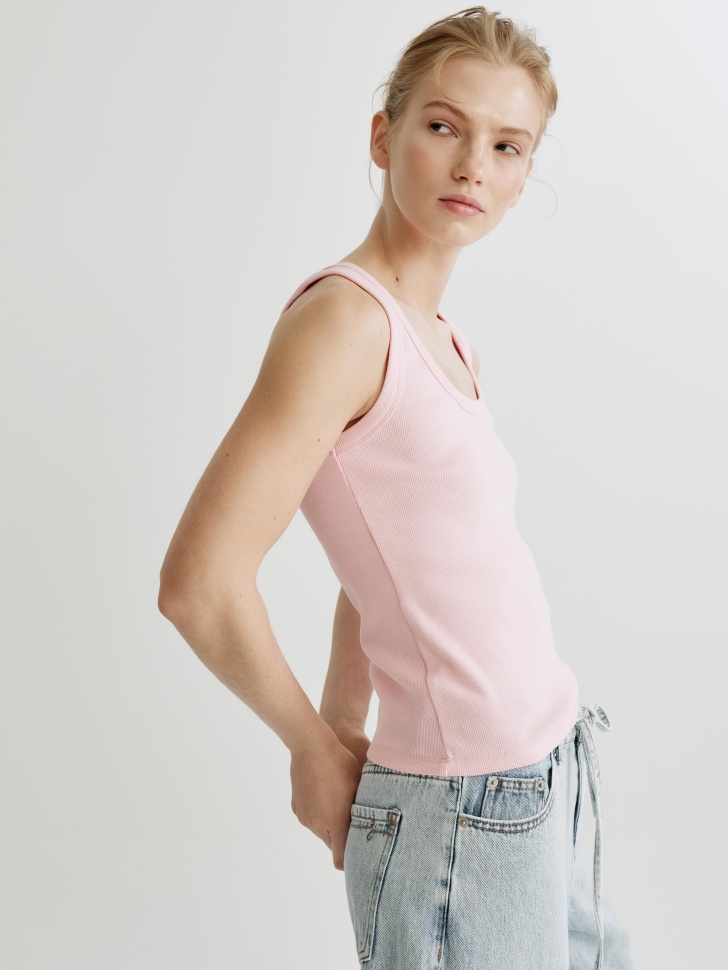 базовый топ эми в рубчик из россии вид сбоку