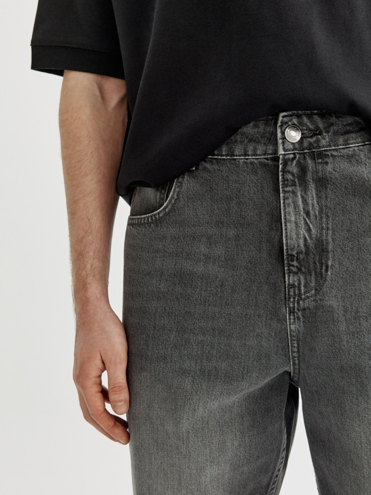 джинсы расслабленного кроя со средней посадкой из россии вид сбоку