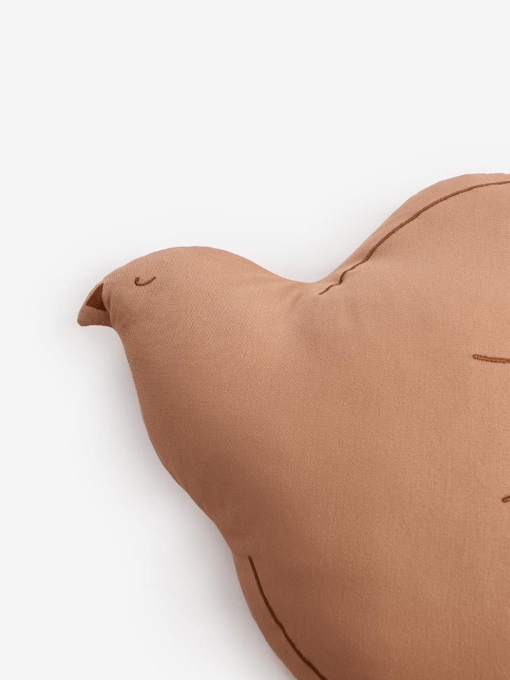 декоративная подушка детская от бренда sela вид слева