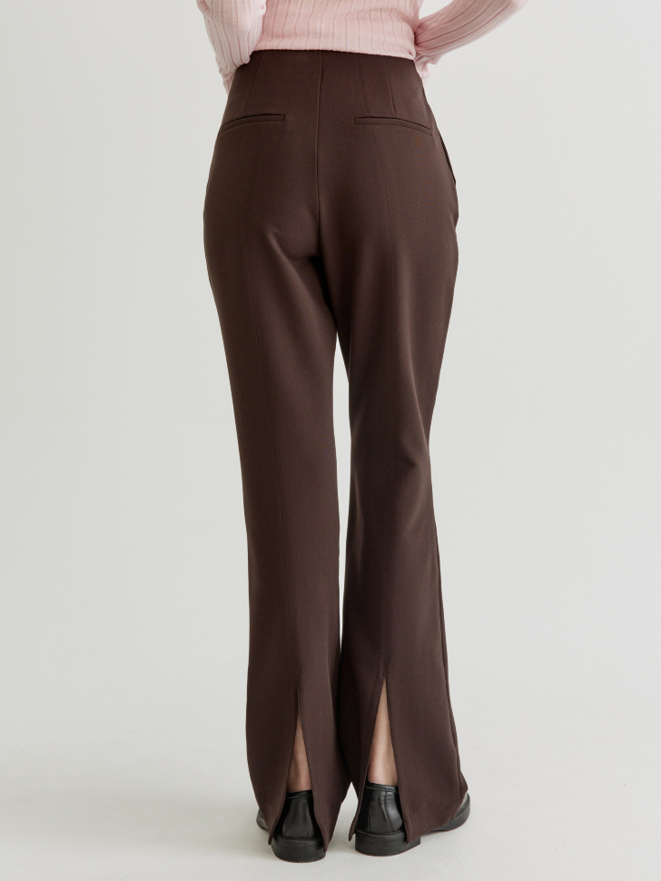 брюки клеш со стрелками из эластичной ткани по цене 1799 руб вид справа