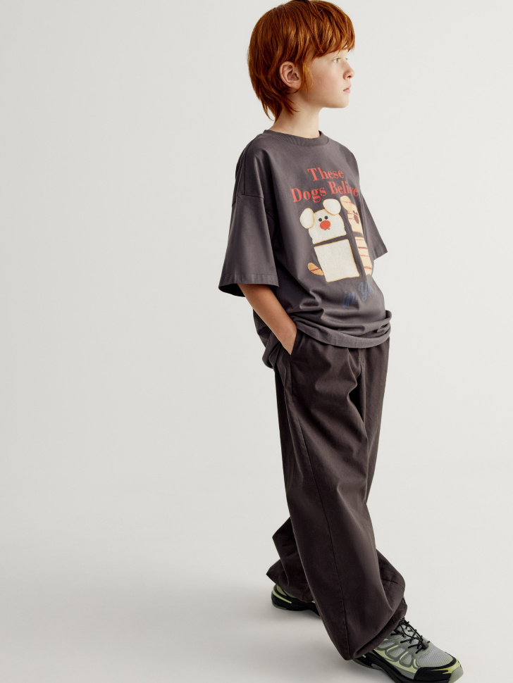 футболка оверсайз с принтом для мальчиков от бренда sela вид слева