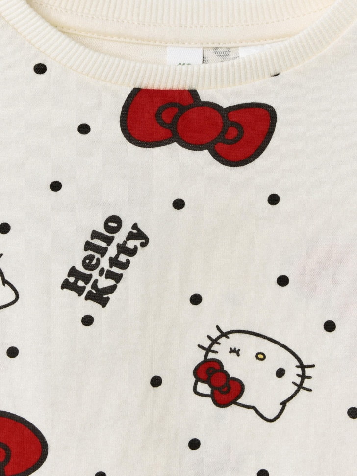 Лонгслив с принтом Hello Kitty для девочек. Фото №3