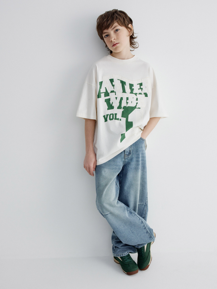 футболка оверсайз с принтом для мальчиков от бренда sela вид слева