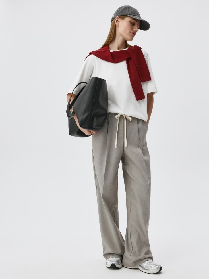 Базовая футболка OVERSIZE FIT. Фото №2