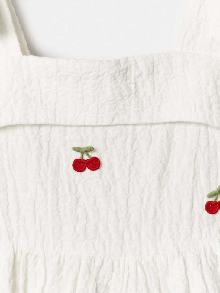 Товар с артикулом 4640611004835 вид сзади