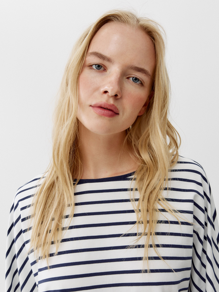 Товар с артикулом 4640611009731 вид сзади