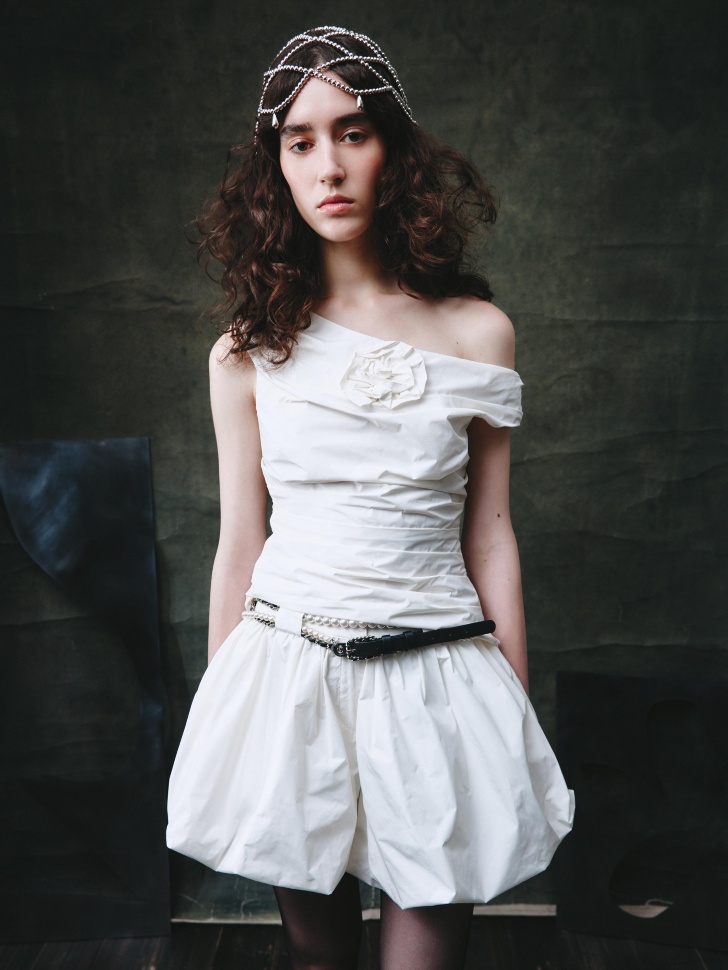 

Топ с декором из линейки SELA Young, SL5812210201