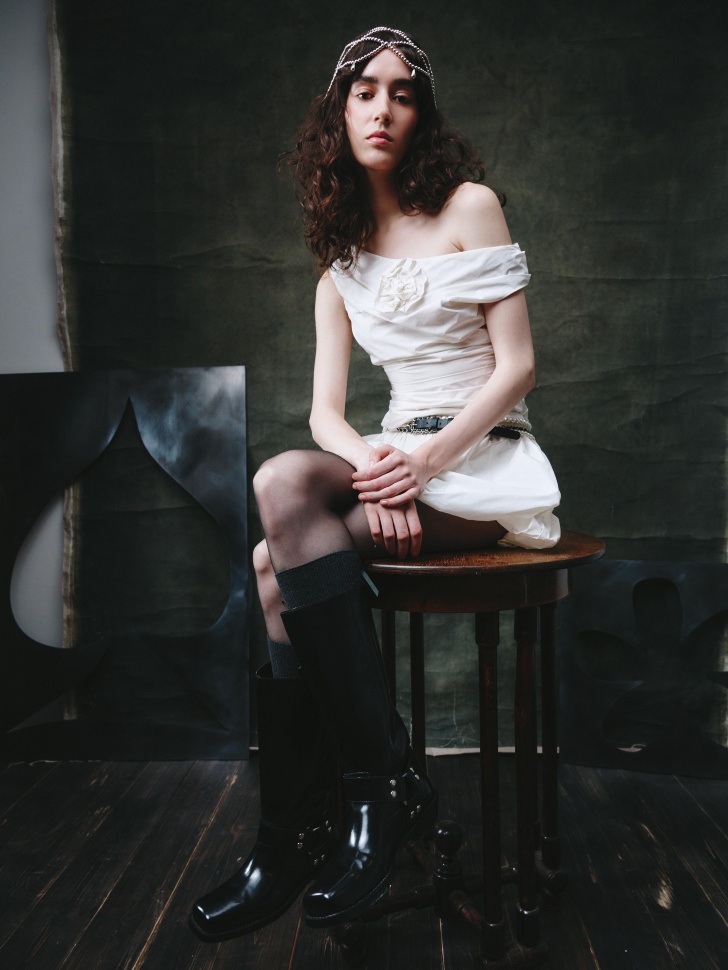 топ с декором из линейки  young по цене 799 руб вид справа