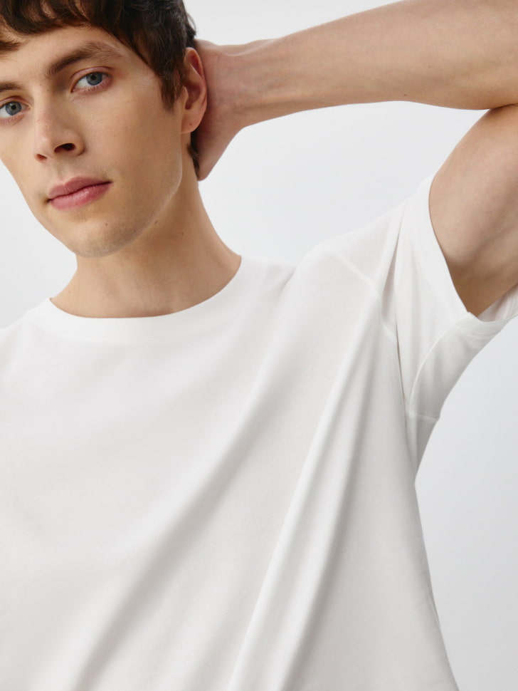 Футболка PETER REGULAR FIT базовая. Фото №4
