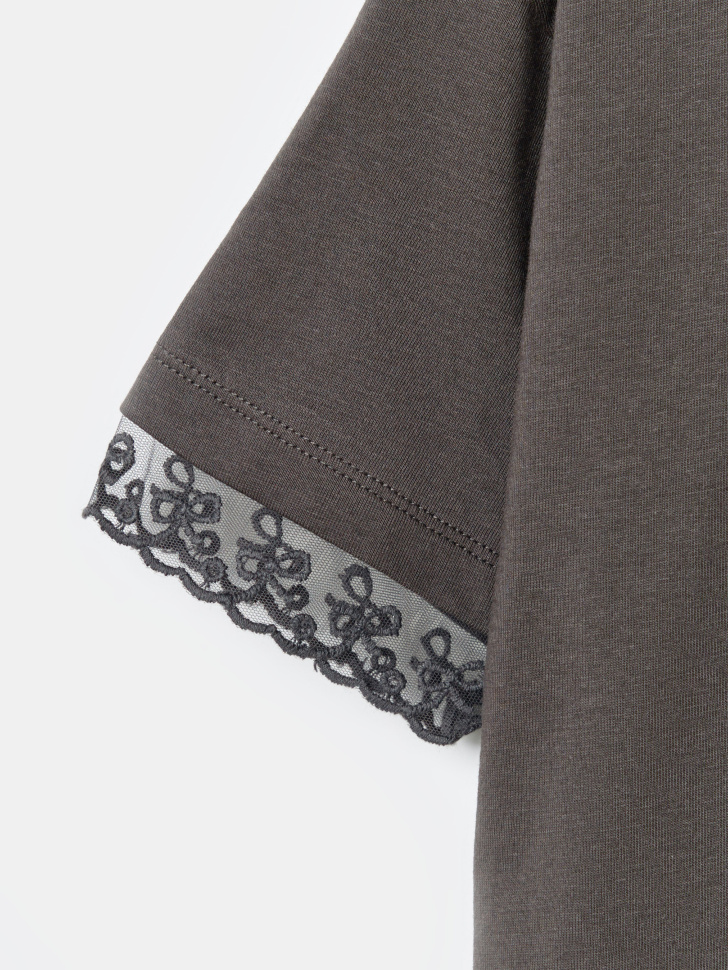 футболка с кружевными оборками на рукавах для девочек по цене 999 руб вид справа