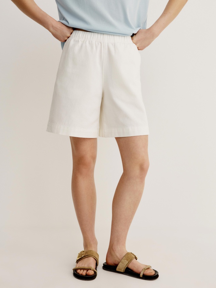 джинсовые шорты багги на резинке из хлопка спереди