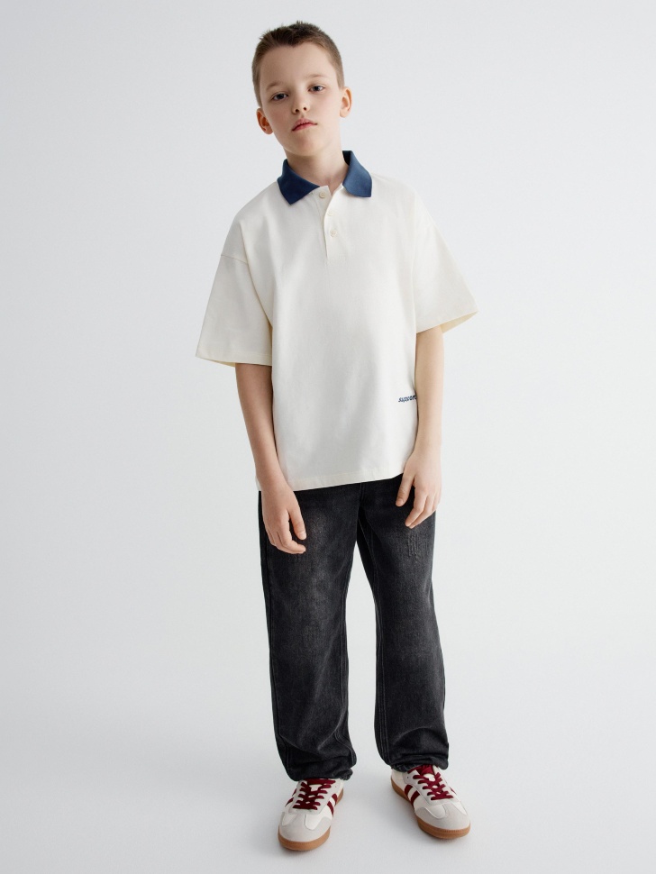 поло с коротким рукавом для мальчиков от бренда sela вид слева