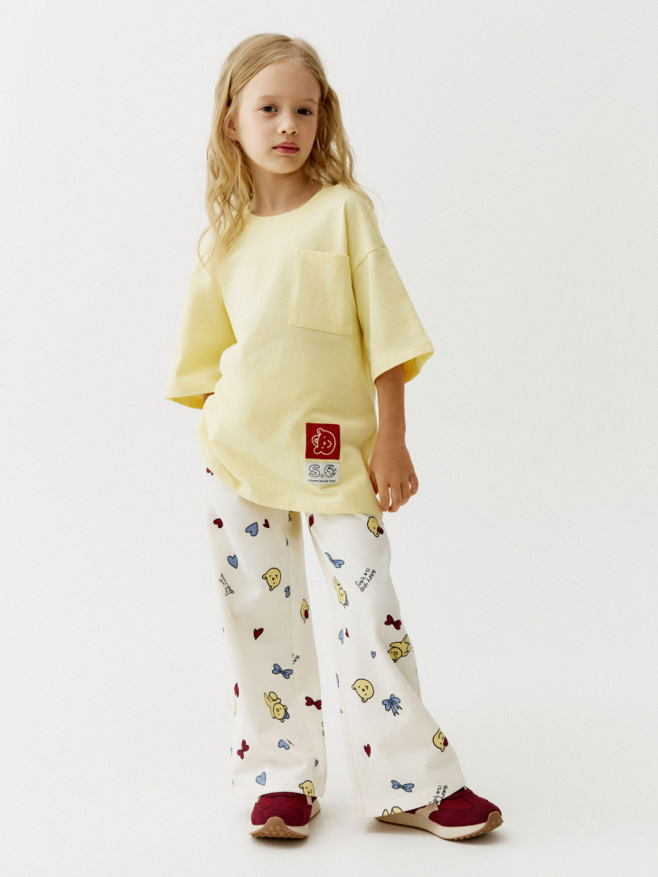 футболка оверсайз для девочек  x яндекс путешествия по цене 1199 руб вид справа