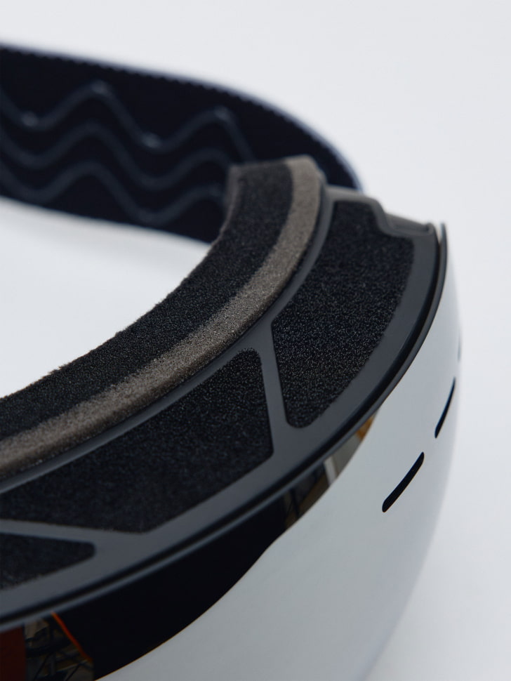 маска для сноуборда и горных лыж 4610517135858 со скидкой