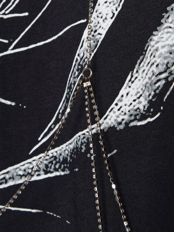 футболка оверсайз с декоративной цепочкой для девочек 4610517071293 с промокодом