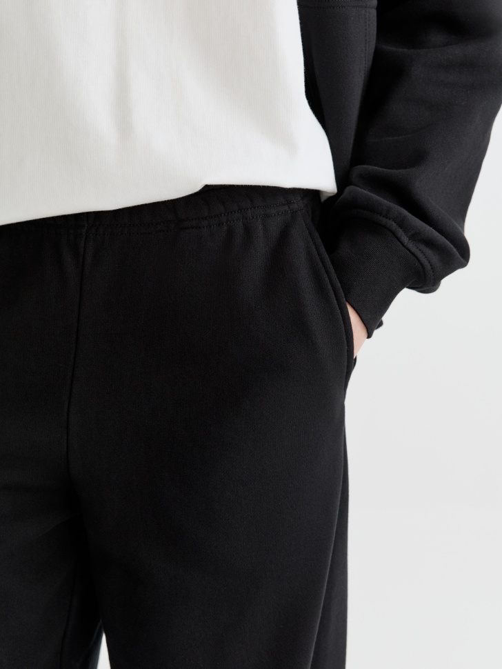 брюки джоггеры из футера из россии вид сбоку