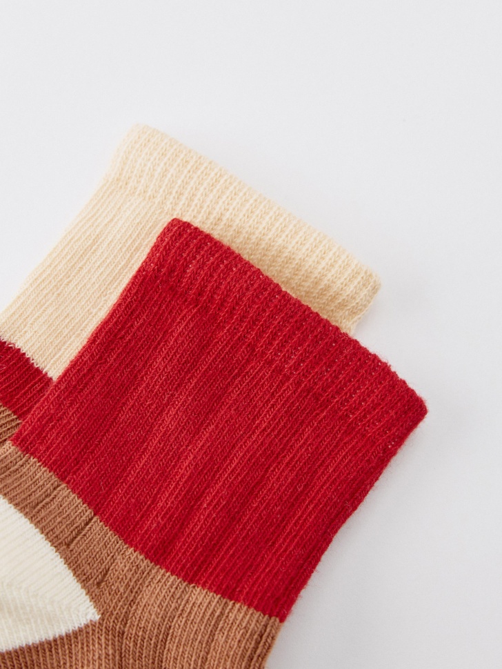 набор из 2 пар носков для малышей от бренда sela вид слева