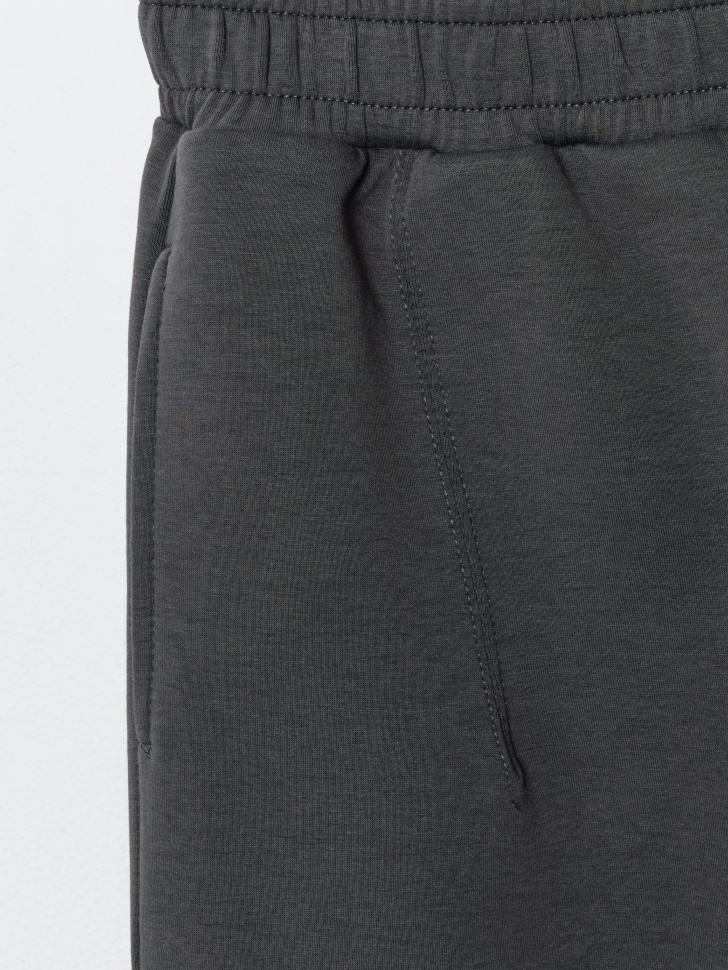 свободные брюки для мальчиков из россии вид сбоку