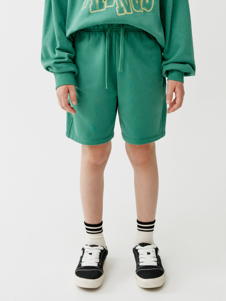 базовые шорты для мальчиков от бренда sela вид слева