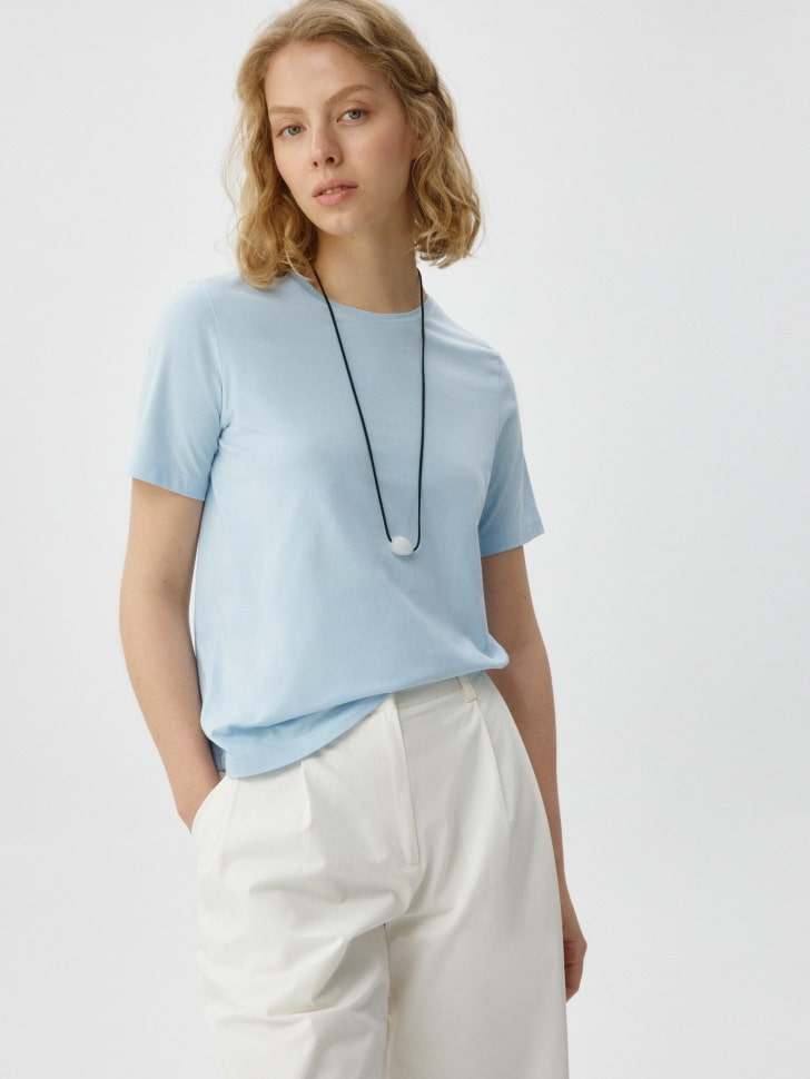 

Футболка MARY REGULAR FIT