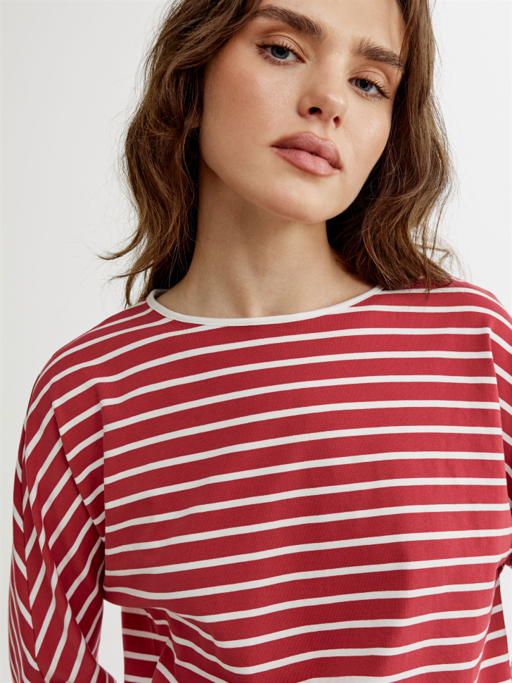 лонгслив в полоску прямого кроя из россии вид сбоку