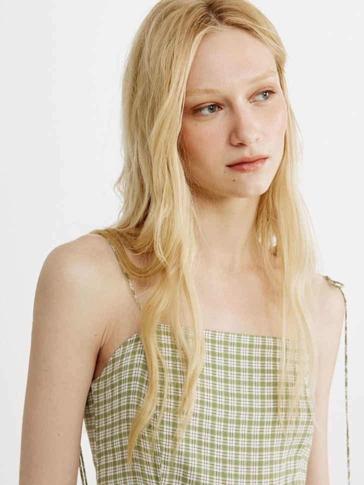 вискозное платье на бретелях с принтом по цене 3799 руб вид справа