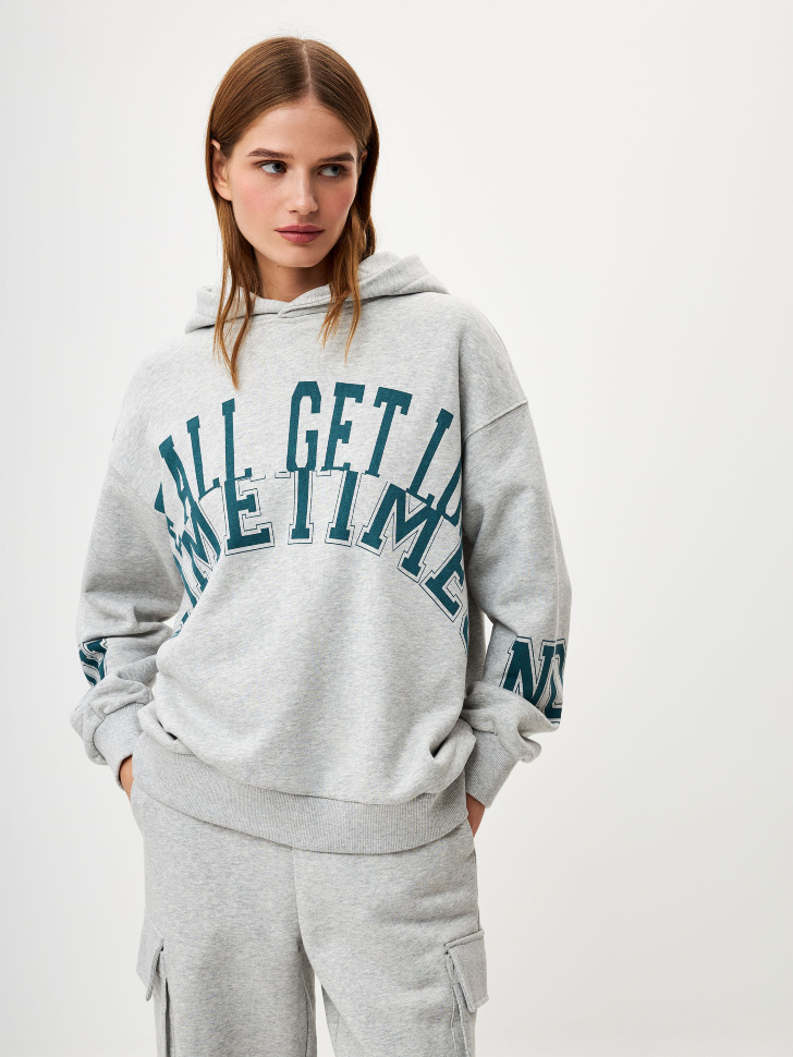 

Худи оверсайз в стиле преппи