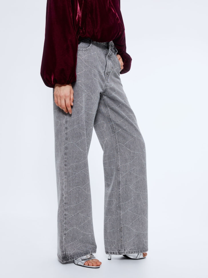 джинсы wide leg с узором из страз 4610517179104 с промокодом
