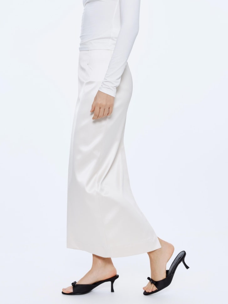 сатиновая макси юбка 4610517110299 в интернет магазине