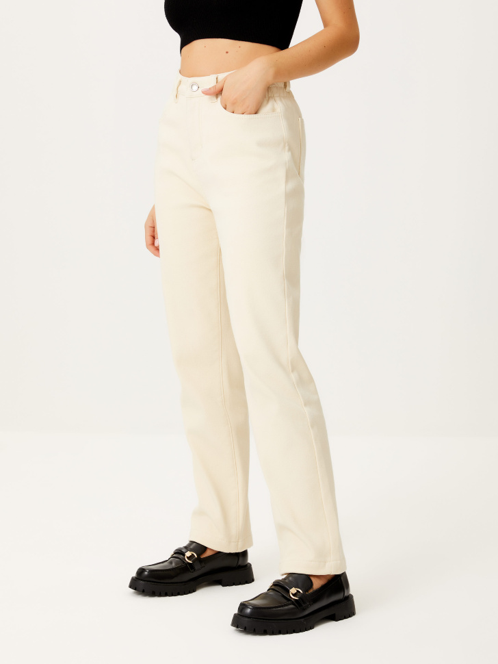 Утепленные прямые джинсы (белый, XL) от Sela