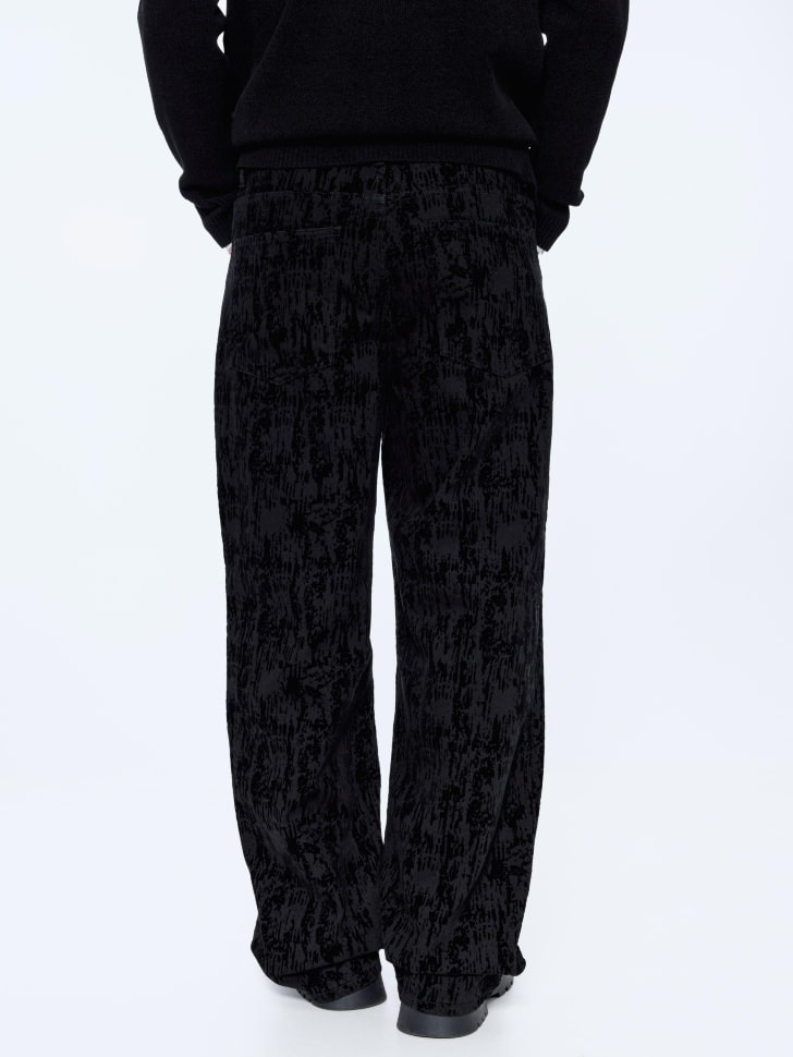 джинсы straight fit c бархатной текстурой 4610517023421 с промокодом